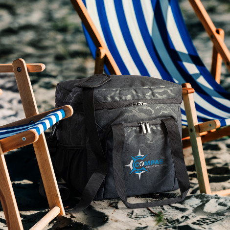 TR123696 - Urban Camo Cooler Bag - 5.jpg