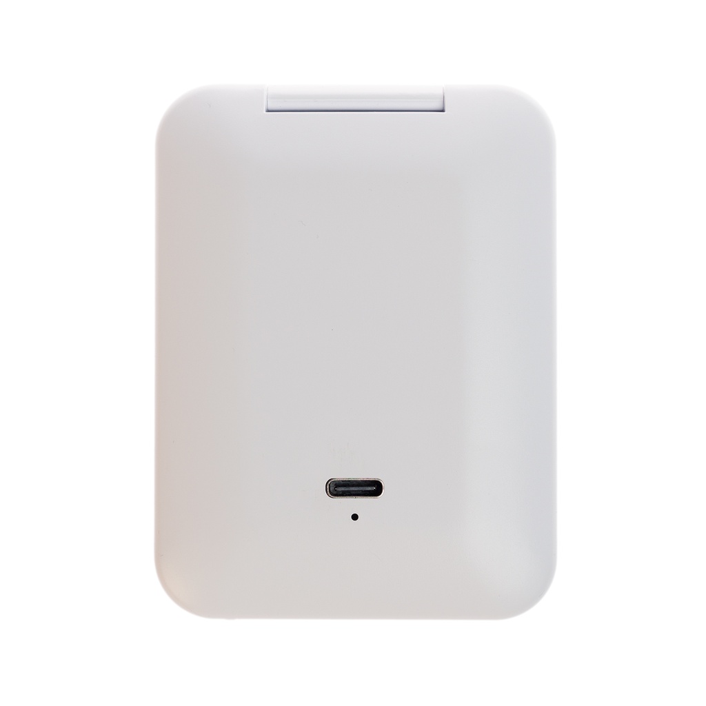 LL1637 - LED Compact Mirror - 4.jpg