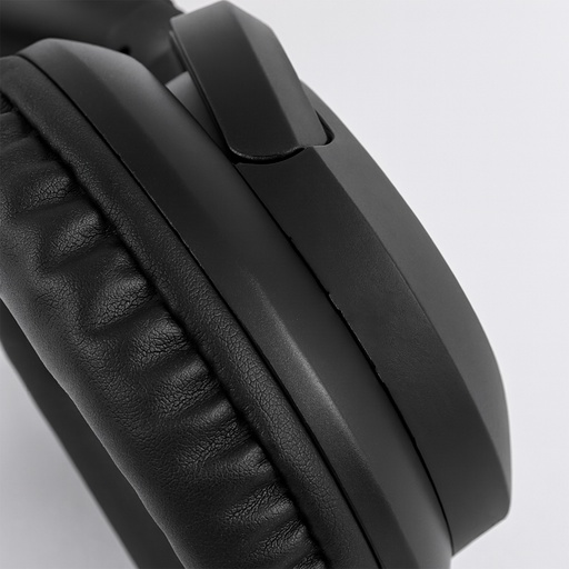 LL9244 - Equinox ANC Headphones In Case - 7.jpg