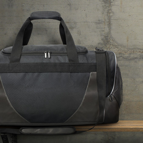 TR111606 - Excelsior Duffle Bag - 3.jpg
