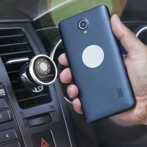 TR112831 - Nuvo Magnetic Phone Holder - 3.jpg