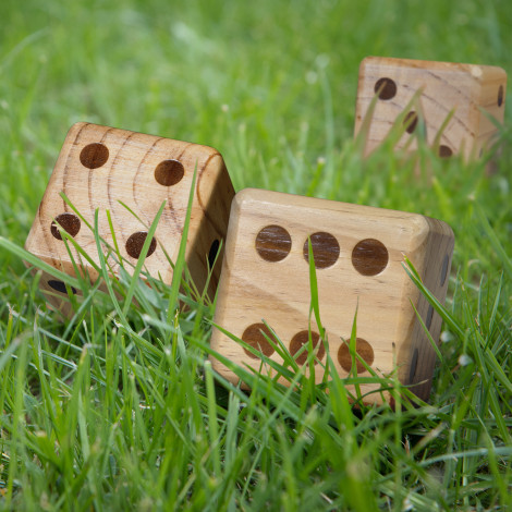 TR122282 - Wooden Yard Dice Game - 5.jpg