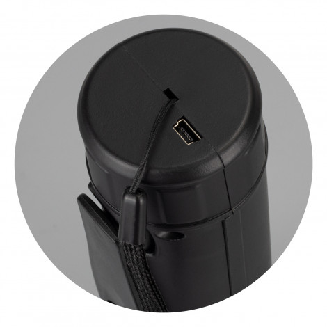 TR124138 - Dynamo Rechargeable Torch - 5.jpg