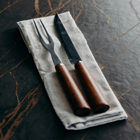 TR122318 - Keepsake Carving Set - 5.jpg