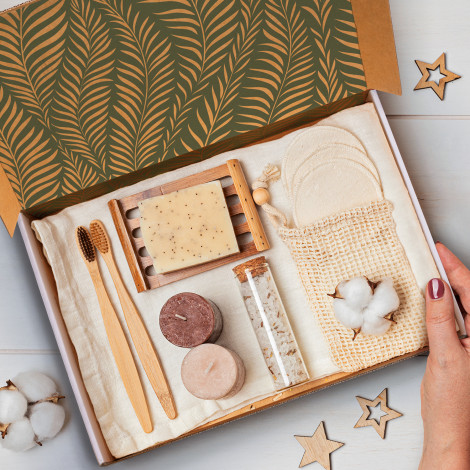 TR127038 - Die Cut Box with Locking Lid - 320x230x35mm - 4.jpg