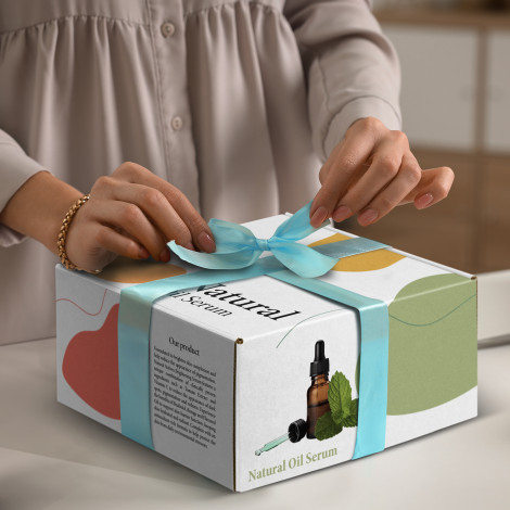 TR127040 - Die Cut Box with Locking Lid - 225x225x113mm - 4.jpg