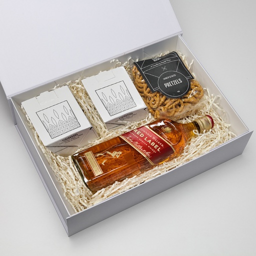 LL8353 - The Classic Whisky Gift Set - 6.jpg