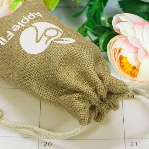 TR109068 - Jute Gift Bag - Small - 3.jpg