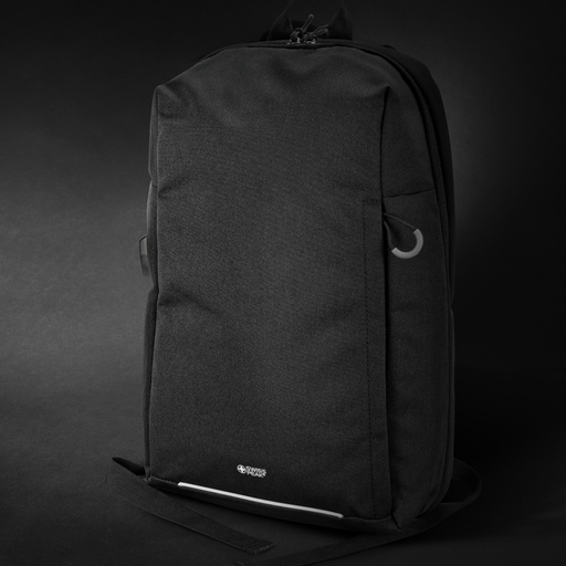 TR120869 - Swiss Peak RFID Backpack - 5.jpg