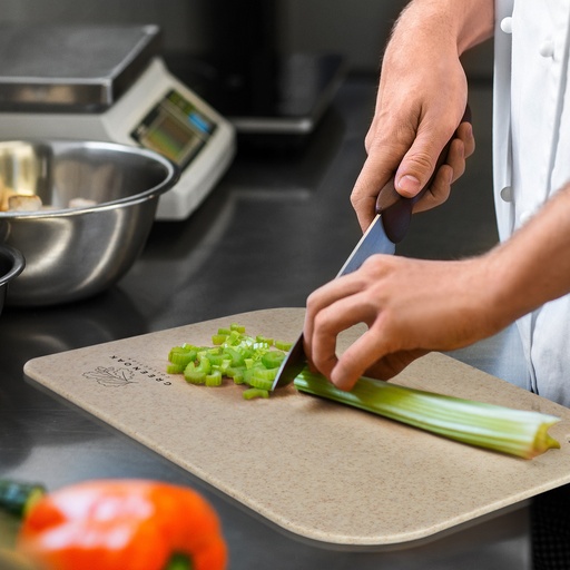 TR124198 - Choice Chopping Board - 4.jpg