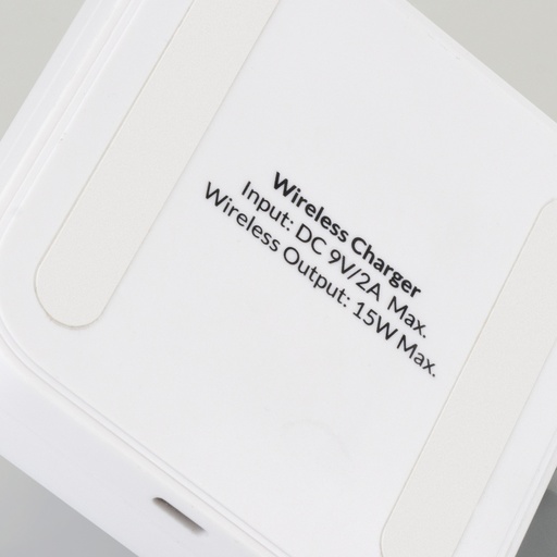 TR124858 - Flex Wireless Fast Charging Stand - 6.jpg