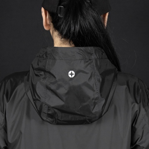 TR126588 - Swiss Peak Urban Windbreaker - 6.jpg