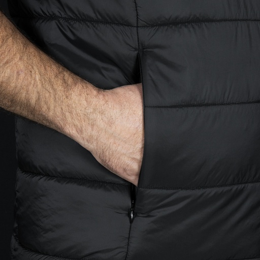 TR126591 - Swiss Peak Urban Puffer Vest - 7.jpg