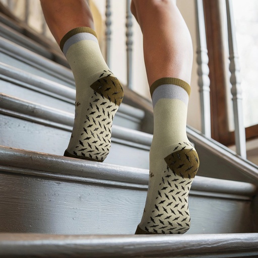 TR127604 - Nero Crew Grip Socks - 3.jpg