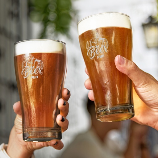 TR120904 - Schooner Beer Glass - 3.jpg